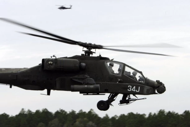 SRUŠIO SE VOJNI HELIKOPTER: Velike spasilačke ekipe na terenu