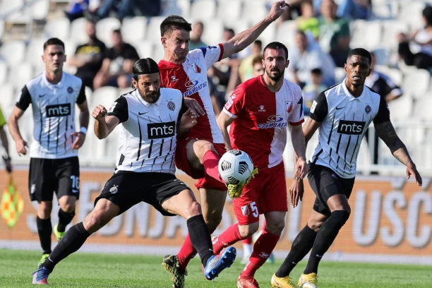 KUCNUO JE ČAS: Klub je uputio zvaničan poziv medijima - Predstavljanje novog trenera zakazano je za sredu!