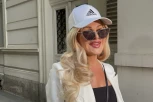 NUDILI SU MI HILJADE EVRA, ALI NE ZA PEVANJE… Ivana Elektra progovorila o PROSTITUCIJI i saradnji sa Miljanom Kulić! (VIDEO)