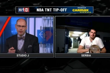 TAJNA PORUKA KOJU JE NIKOLA POSLAO AMERICI! Jokić govorio o MVP trofeju, a jedan DETALJ JE SVIMA promakao! (VIDEO)