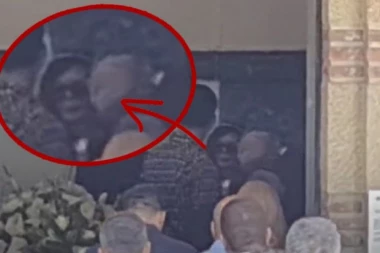 SNIMAK NIKOLINE PIŠEK IZ KAPELE: Voditeljkino stanje ZABRINJAVAJUĆE, svi je drže da NE PADNE! (VIDEO)