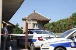 PRVI SNIMCI SA MESTA ZLOČINA: Zaklao suprugu, pa zapalio kuću (FOTO)