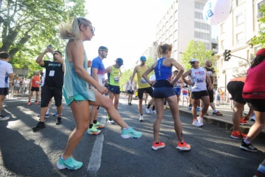 Počeo 35. Beogradski maraton, učestvuje 6.700 trkača