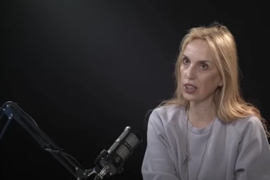 ČITA KOMENTARE PO TVITERU! Evo šta Duška Vučinić STVARNO MISLI o Evroviziji! Posebno se dotakla jednog učesnika!