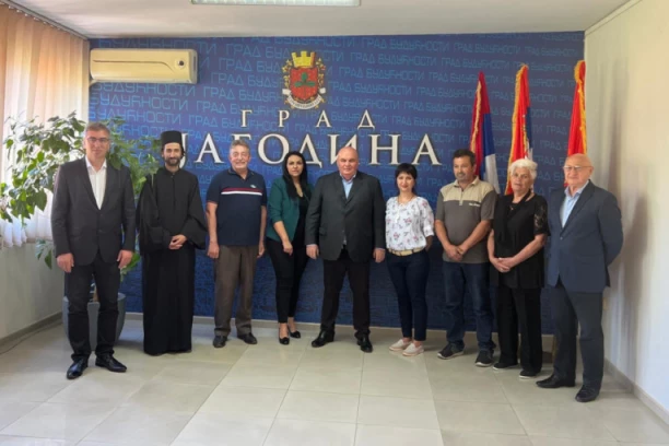 VUČIĆU NIJE LAKO: Palma poziva sve političke partije na jedinstvo oko državnih i nacionalnih pitanja