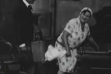 PRVI SRPSKI FILM ZA ODRASLE: Naša glumica BRILJIRALA ulogom u AKCIJI sa studentom! (VIDEO)