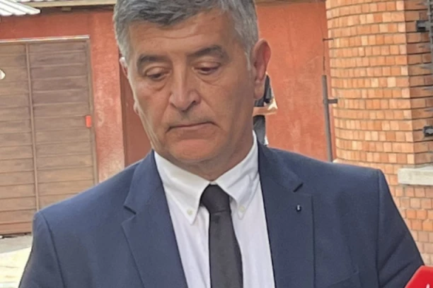 OGLASIO SE NENAD PERIŠ o SAHRANI Mateja:  Poštovani novinari i snimatelji molim vas...