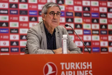 ĐORDI SE POPIŠMANIO U PENZIJI: Pitali su Bertomeua o Večitima i Evroligi, njegov odgovor RAZBESNEO je delije i grobare!