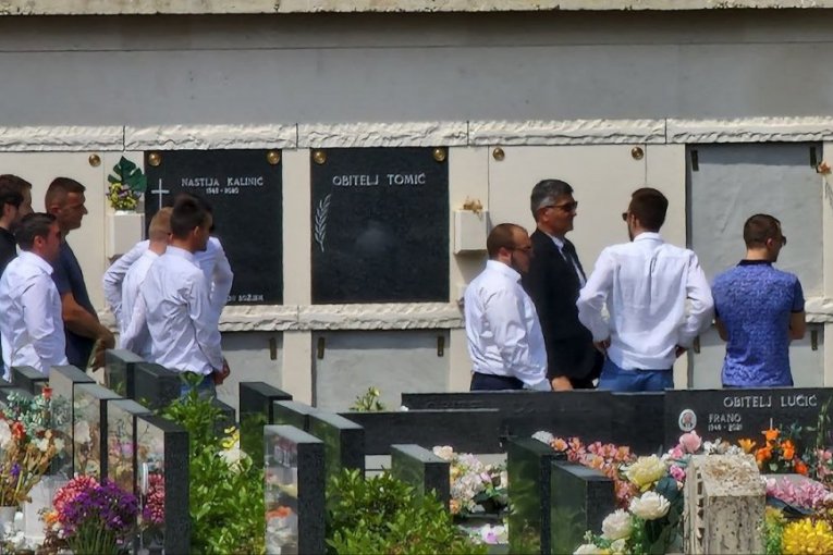 Sahrana Mateja Periša