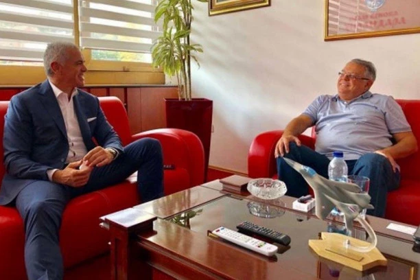 TEKTONSKI POREMEĆAJ: Čović odlazi sa mesta predsednika, menja ga Terzić!