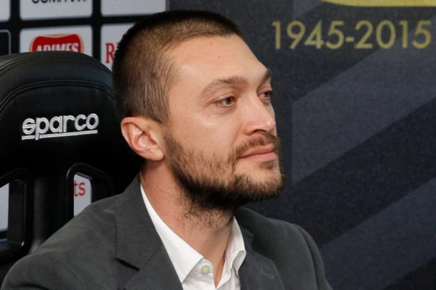 DA LI JE POREĐENJE NA MESTU? Sportski direktor Partizana uporedio aktuelnog igrača ovog kluba sa legendom crveno-belih!