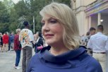 Suzana Mančić odgovorila STARLETAMA koje se poistovećuju sa njom, pa otkrila koliko su je ČAŠĆAVALI dok je bila Loto devojka! (VIDEO)