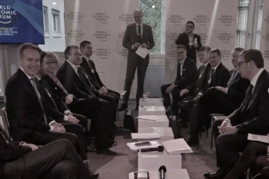 SASTANCI U DAVOSU! Vučić sa Ritom Džo Luis, premijerom Grčke Micotakisom, Lajčakom: Iskreno i otvoreno sam govorio o PROBLEMIMA! (FOTO)