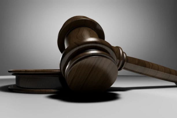 EVO KAKO SE BRANIO ZA UČEŠĆE U MASOVNOJ TUČI NA NOVOM BEOGRADU: Zadao teške povrede mladiću, pa pobegao