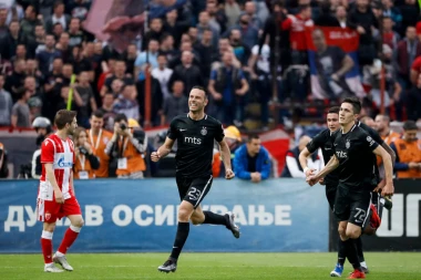 VAŠ VIP INTERVJU: Gost - Bojan Ostojić! Republika vam daje JEDINSTVENU PRILIKU da pitate slavnog fudbalera šta god poželite!