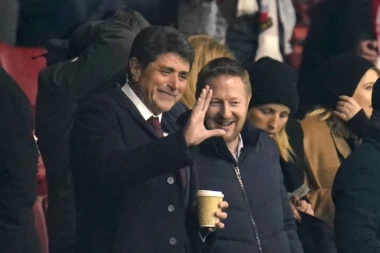 DRAGAN ŠOLAK APSOLUTNI GUBITNIK - ČITAJTE U SRPSKOM TELEGRAFU!