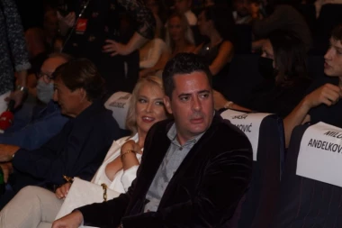 Saša Joksimović MOLI ZA POMOĆ! Glumac van sebe: Sin mi je UGROŽEN, pomozite mi! (FOTO)