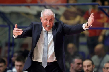 KRENULA ŽELJKOVA ČISTKA: Centar napustio Partizan!