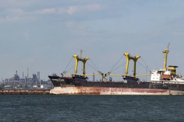 Rusi obustavljaju saobraćaj brodova kroz crnomorski koridor
