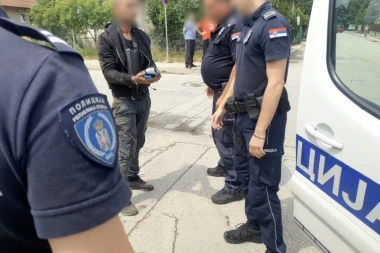 LOPOV UHVAĆEN NA DELU! Čačanska policija suočila se sa BIZARNOM KRAĐOM! Upadao u kuće i krao OVO! (FOTO)