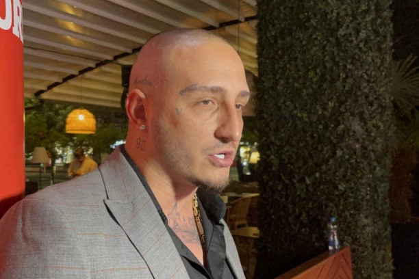 Vuk Mob progovorio o ćerki i privatnom životu: Ispadam IDIOT! (VIDEO)