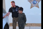 Slika koja je obišla svet! Uhapšen desetogodišnji dečak u Americi, a evo i šta je uradio! Policija nije trepnula! (VIDEO)