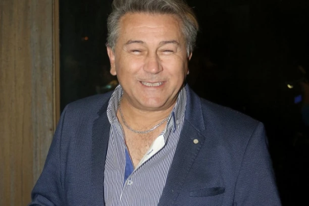 HALID DECU KRIO KAO ZMIJA NOGE: Sin mu je bio u vezi sa poznatom srpskom blogerkom, a ćerkin izbor je potpuno IZNENAĐUJUĆI (FOTO)