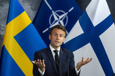 Ako Švedska i Finska uđu u NATO, MAKRONU SE CRNO PIŠE! Ekspert iz Alijanse otkrio sve posledice proširenja Saveza, krenuće RAT za Arktik!