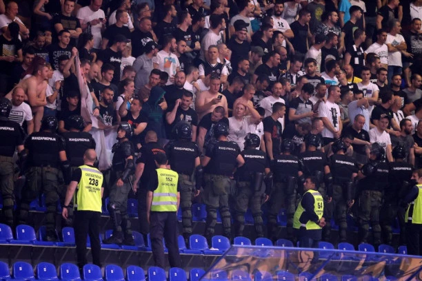 ZVEZDINO SAOPŠTENJE: Dosta LICEMERJA, Partizanu nije važno da li će svi ŽIVI izaći sa parketa!