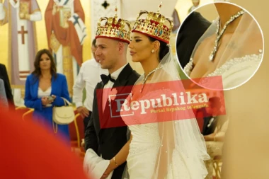 KRUPAN KADAR NA DIJAMANTSKU ORGLICU: Kaća i Gobelja BLJESNULI na venčanju, a svi su gledali samo u NJU, OVAJ detalj je sve FRAPIRAO! (FOTO)