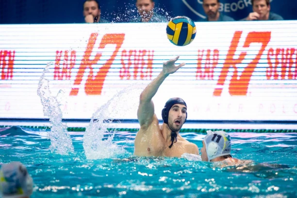 ODRŽAN ŽREB ZA KUP SRBIJE: Novi Beograd protiv Partizana, Radnički na Crvenu zvezdu!