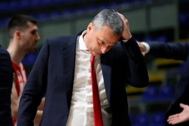 NESLAVAN DEBI NA BOSFORU! Dejan Radonjić VEĆ NA STARTU PORAŽEN u neizvesnoj utakmici!