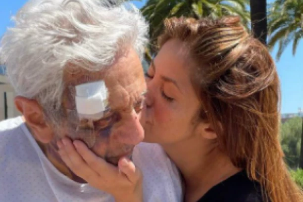 Šakirin otac sav u MODRICAMA i u LOŠEM stanju! Vest o razvodu pevačice i Pikea ga DOTUKLA, hitno prevezen u bolnicu! (FOTO)