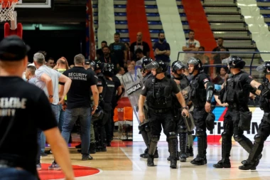 Ratna zona Pionir: Američki novinar nije mogao da poveruje u ono što vidi - Večiti derbi uporedio sa finalom NBA lige!