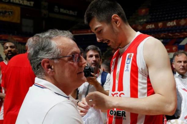 ČOVIĆ ČVRSTO NA ZEMLJI: Nedović je sjajno pogodio trojku, ali nije samo on HEROJ