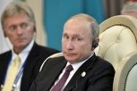 PESKOV ZATEKAO MEDIJE, OČI JAVNOSTI UPRTE U NJEGA ZBOG JEDNE IZJAVE: Ima li Putin pravo na predsednički mandat?