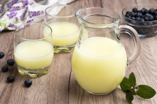 NE POSTOJI NIŠTA JAČE OD OVOG JUTARNJEG NAPITKA: Hidrira celo telo i ubrzava METABOLIZAM!