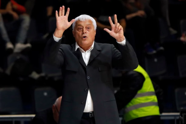 PARTIZAN PUCA SEBI U NOGE: Oglasio se Muta pred KLS, Nikolić imao MOĆNU poruku za crno-bele!