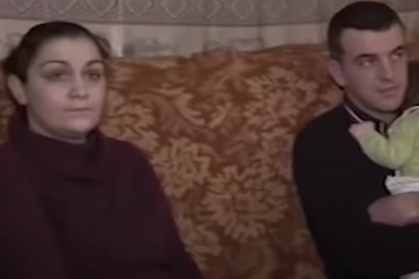 TUKAO JE PESNICAMA, A KADA JE PALA NA POD POČEO JE DA JE ŠUTIRA! STEVAN PREBIO ŽAKLINU NASMRT POSLE EMISIJE "DNK"! Ovaj zločin je potresao Srbiju, a nasilnik je OVO rekao na sudu!