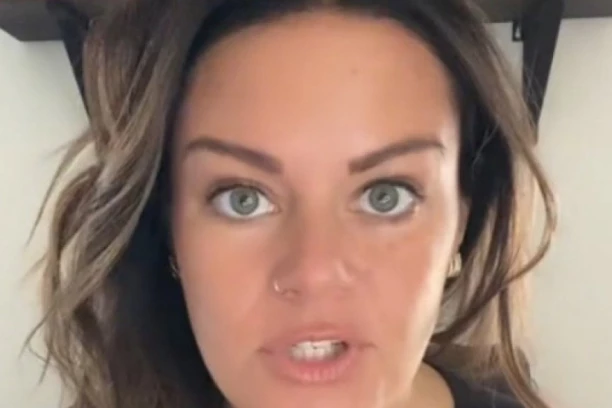 Ona je udata i razapeta je na društvenim mrežama zbog rečenice koju je rekla o deci! Otvoreno iznošenje stavova SKUPO JU JE KOŠTALO!