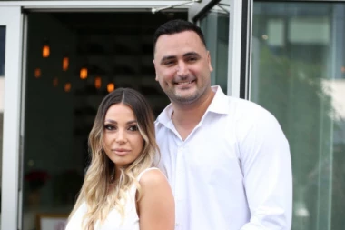 ZAVIRITE U LUKSUZNU VILU MAJE I ALENA! Bračni par pukao 200.000 evra na imanje iz snova! (GALERIJA)