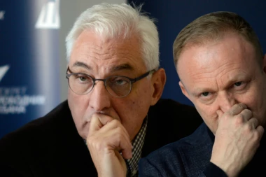 PALE TEŠKE REČI! PRELEVIĆ OPLEO PO ĐILASU: On je katastrofa za opoziciju!