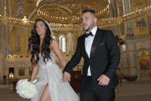 ĐANIJEV SIN OBJAVIO SNIMAK ULTRAZVUKA: Snimak koji je sve raznežio, evo kako napreduje razvoj naslednice! (FOTO)