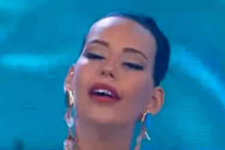 Katarina Grujić bez silikona