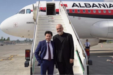 RAMA I ABAZOVIĆ OTPUTOVALI U UKRAJINU: U Kijev na poziv Zelenskog (FOTO)