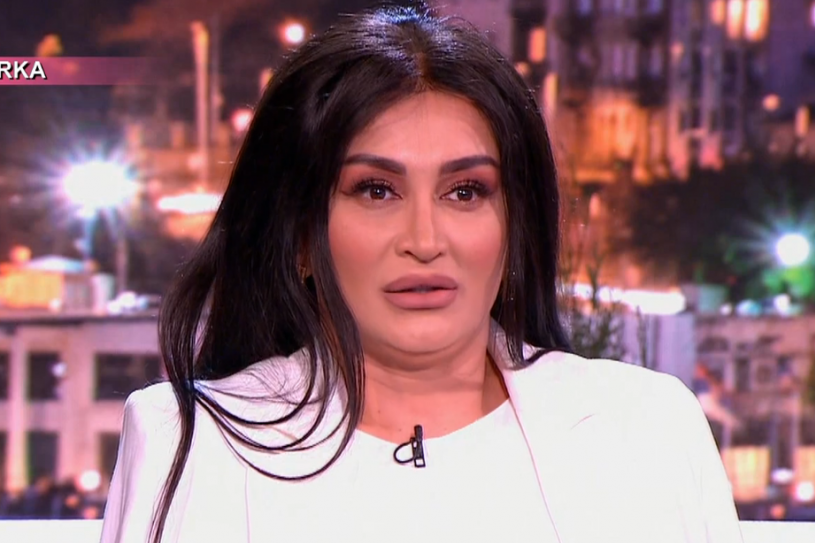 Andreana Čekić nosi perike