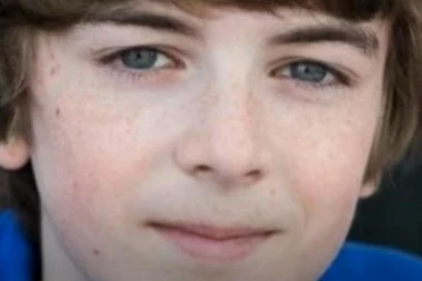 Upucao majku dok je svirala klavir i planirao ubistvo kanadskog premijera! Osuđen glumac poznate Netfliksove serije!