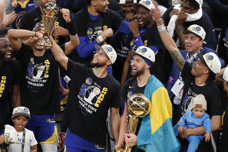 NIKOLA JOKIĆ U NEVERICI! Denver spremio najveće pojačanje u poslednjih nekoliko godina!