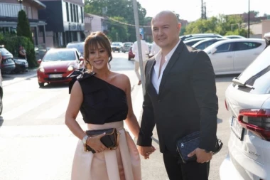 Otkrivena MISTERIJA  koju su svi dugo čekali da čuju: Ovo je razlog zašto suprug Slađe Alegro nikad neće da se slika SA PEVAČICOM! (VIDEO)