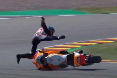 Težak pad španskog motocikliste na Velikoj nagradi Nemačke! (UZNEMIRUJUĆI VIDEO)
